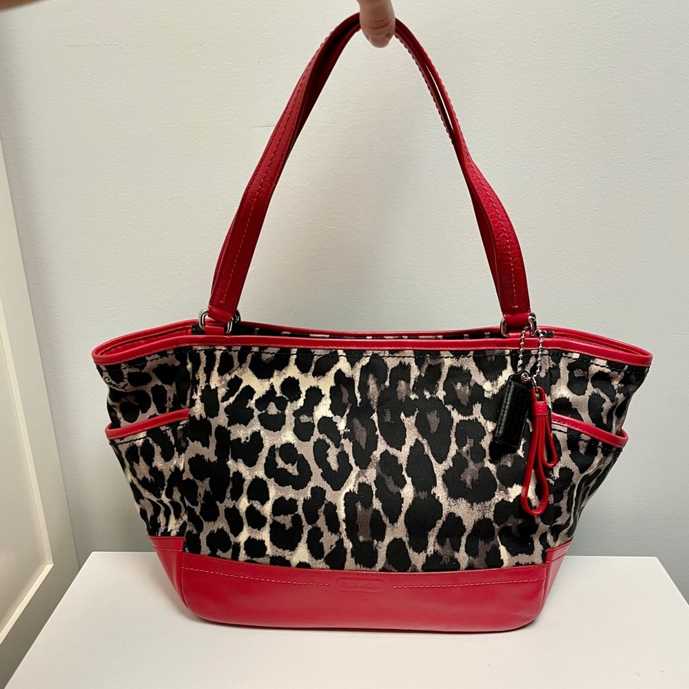 Coach XL Carrie Tote